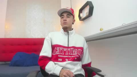 tommy_will online show from December 23, 3:48 am