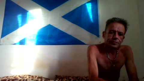 Snapshot of tommyandtomara chatting on June 25, 7:51 pm tommyandtomara online show from June 25, 7:51 pm