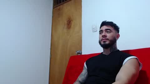 Steven online show from January 17, 8:44 pm