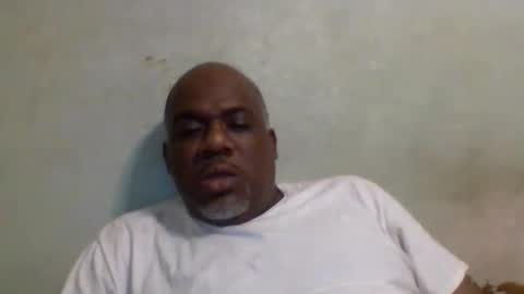 Snapshot of tommyboy771 chatting on February 13, 2:02 pm tommyboy online show from February 13, 2:02 pm