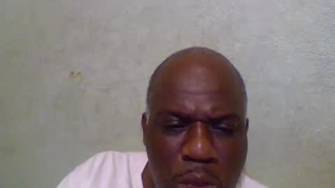 Snapshot of tommyboy771 chatting on May 11, 12:44 pm tommyboy online show from May 11, 12:44 pm