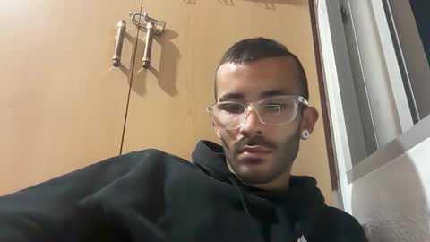 TOMMYDESIREX online show from April 29, 8:15 pm