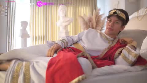 Snapshot of tommyjoyer chatting on October 20, 9:21 am Tommy Joyer online show from October 20, 9:21 am