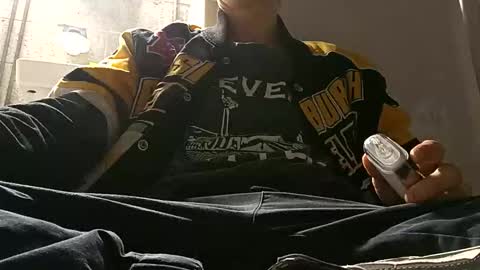 tommymolotov online show from December 21, 10:00 am