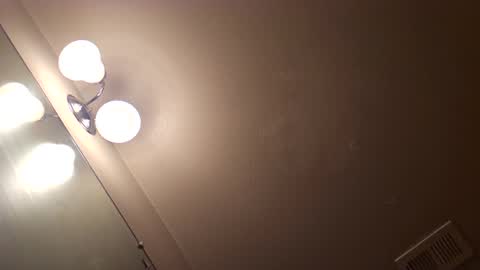 Snapshot of tommypressure chatting on October 8, 11:41 am tommypressure online show from October 8, 11:41 am