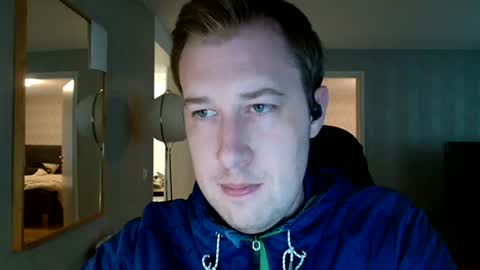 Snapshot of tommythemilkman chatting on August 1, 3:06 am Tom Naughty Good Boy and Daddy if you can be My Mama online show from August 1, 3:06 am