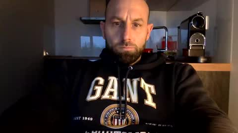 Thomas Fit online show from January 4, 2:56 pm