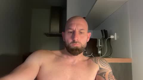 Thomas Fit online show from September 19, 8:53 pm