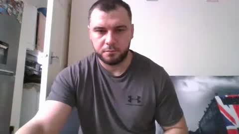 tommyy19901 online show from December 15, 11:12 am