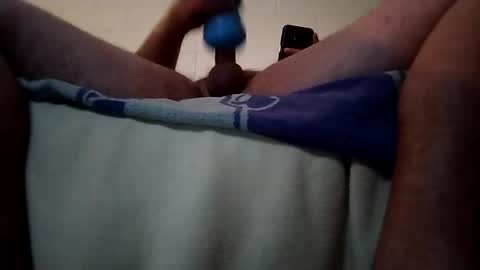 Snapshot of tomthebomb347 chatting on October 29, 6:59 am tomthebomb347 online show from October 29, 6:59 am