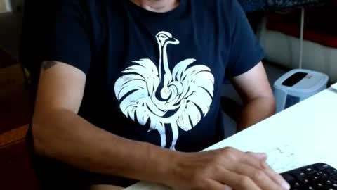 Snapshot of tomtom02029 chatting on June 19, 12:09 pm Tom online show from June 19, 12:09 pm