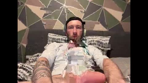 Snapshot of tomx9inch chatting on March 12, 10:28 pm yorkshireLAD online show from March 12, 10:28 pm