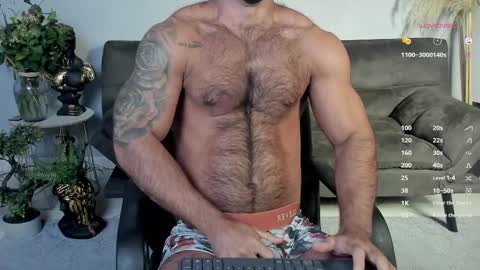 Snapshot of tomy_scott6 chatting on October 21, 11:33 am tomy_scott6 online show from October 21, 11:33 am