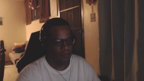 Antonio online show from February 3, 1:37 am