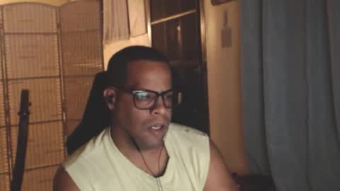 Antonio online show from April 18, 2:37 am