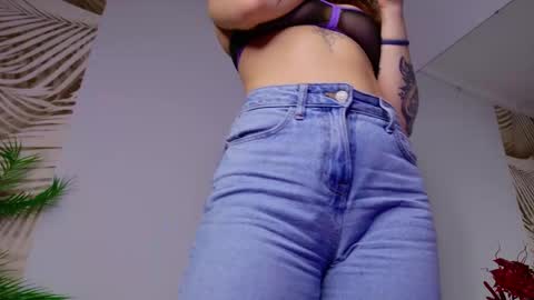 Anita online show from November 14, 11:09 am