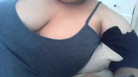 Snapshot of tonimoran chatting on February 9, 6:47 pm tonimoran online show from February 9, 6:47 pm