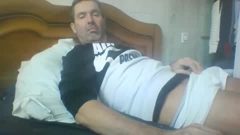 Snapshot of tonio1972 chatting on September 16, 9:43 am tonio1972 online show from September 16, 9:43 am