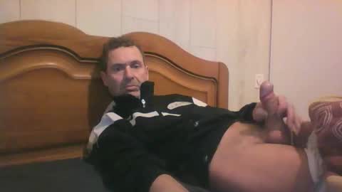 tonio358965 online show from November 2, 8:00 pm