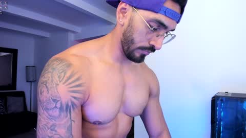 tony muscle1 online show from January 6, 3:20 am