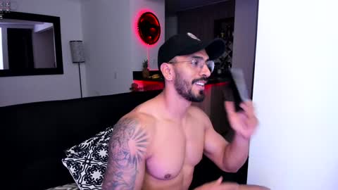 tony muscle1 online show from January 21, 11:55 pm