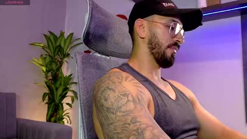 tony muscle1 online show from June 6, 7:29 pm