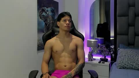 tony_petrov online show from January 19, 5:00 am