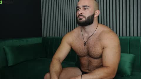Snapshot of tony_storm chatting on October 8, 7:06 am Tony online show from October 8, 7:06 am