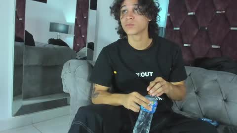 Tony Benedetti online show from April 21, 8:44 pm