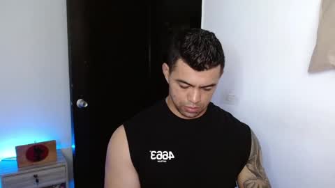 Snapshot of tonyking21 chatting on December 2, 2:09 am ANTONY online show from December 2, 2:09 am