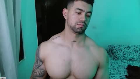 Snapshot of tonyking21 chatting on November 25, 11:49 pm ANTONY online show from November 25, 11:49 pm