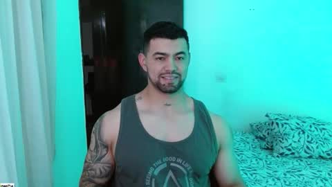 Snapshot of tonyking21 chatting on January 7, 11:07 pm ANTONY online show from January 7, 11:07 pm