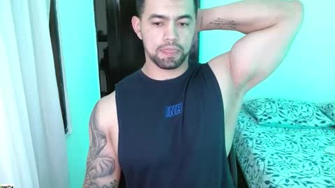 Snapshot of tonyking21 chatting on January 15, 10:57 pm ANTONY online show from January 15, 10:57 pm