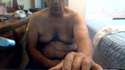 Snapshot of tonymcfly99 chatting on April 24, 5:59 pm tonymcfly99 online show from April 24, 5:59 pm