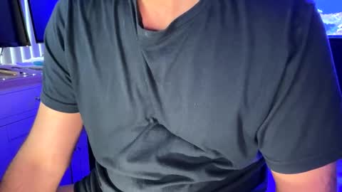 tonymontana202323898991 online show from April 12, 10:20 am