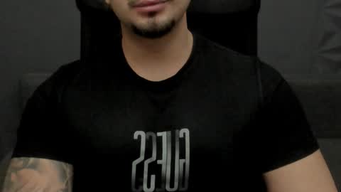 TonyWilcox online show from December 14, 6:08 am