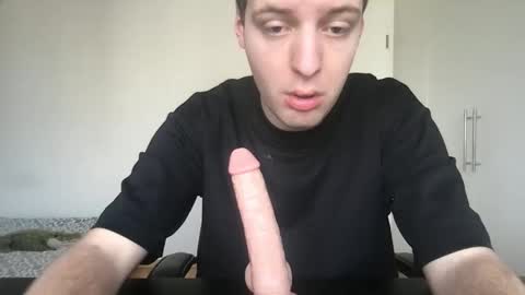 Max online show from March 6, 7:49 am