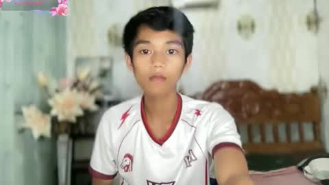 Snapshot of toothlessxx chatting on May 29, 10:41 pm jhonrex online show from May 29, 10:41 pm