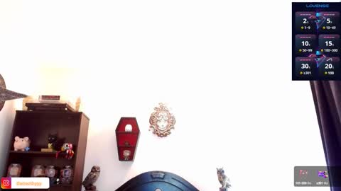 toothyy online show from February 25, 11:41 am