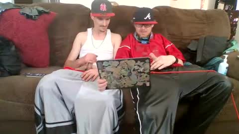 SagMeOreduceMe online show from October 17, 6:43 pm