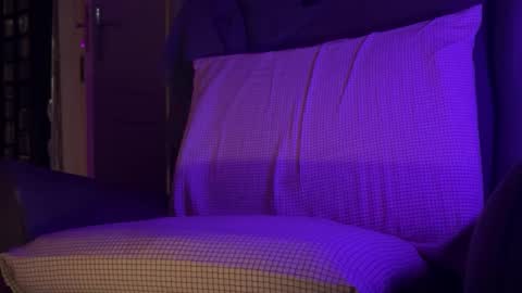 Snapshot of topxxlbinder212 chatting on March 12, 8:51 am XXL TOP online show from March 12, 8:51 am