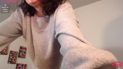 tori_just online show from January 9, 6:10 pm