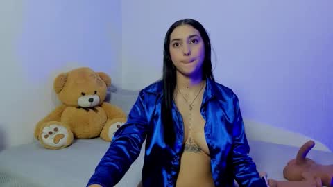 Tori Raven  online show from February 19, 2:51 am