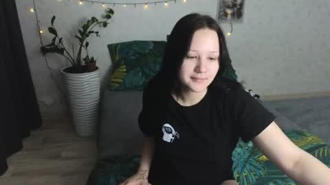 Snapshot of tori_sweet_tori chatting on May 31, 12:52 am Tori online show from May 31, 12:52 am