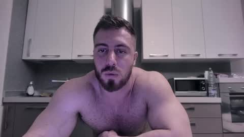 Snapshot of toro_arrapato chatting on December 19, 6:56 pm toro_arrapato online show from December 19, 6:56 pm