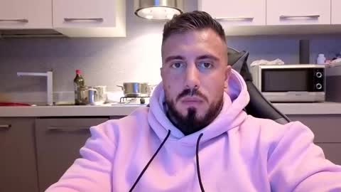 Snapshot of toro_arrapato chatting on October 3, 11:02 pm toro_arrapato online show from October 3, 11:02 pm