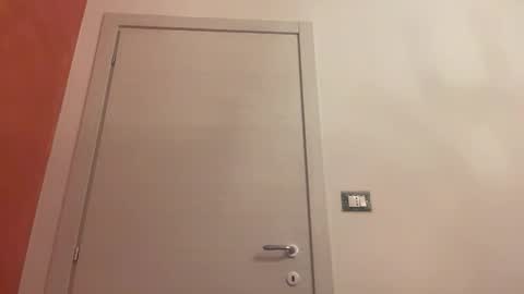 Snapshot of torofermo705033 chatting on November 28, 2:36 am torofermo705033 online show from November 28, 2:36 am