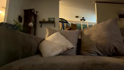 toronto5656 online show from September 22, 12:40 pm