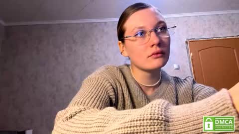 Anita online show from April 12, 5:29 pm