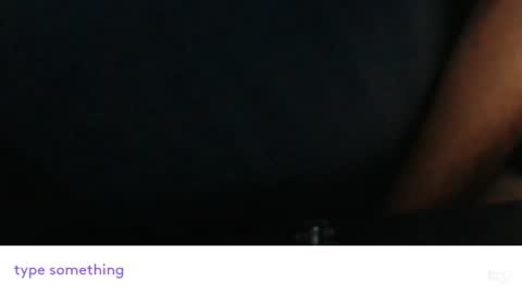 Snapshot of tosh987654321 chatting on June 25, 9:25 am tosh987654321 online show from June 25, 9:25 am